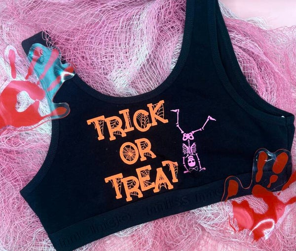 Trick or treat crop ☠️