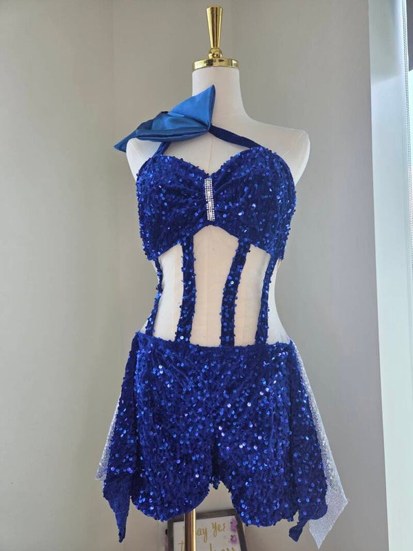 Dance outfit blue