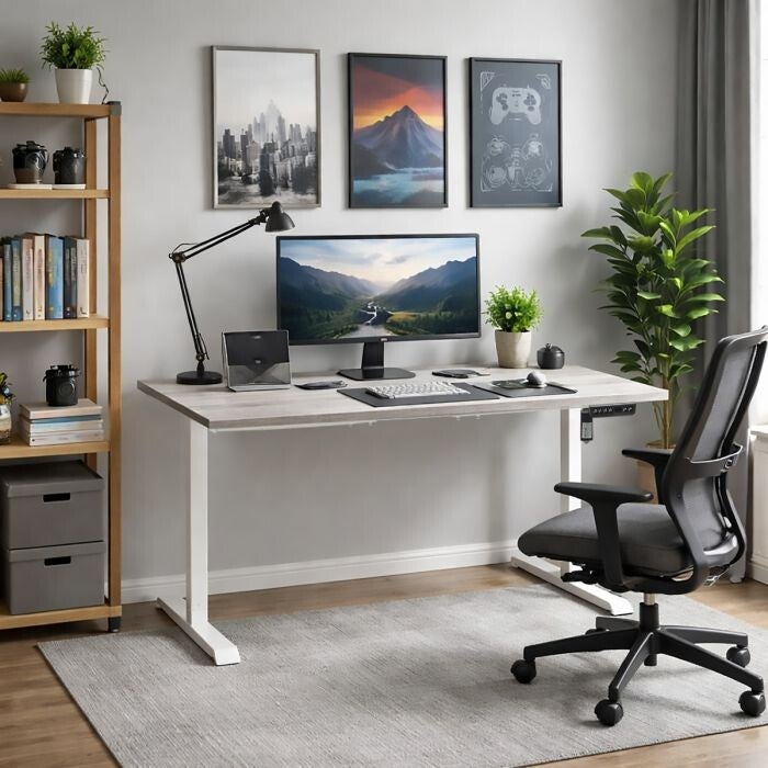 ELEKTRISCH IN HOOGTE VERSTELBAAR BUREAU MODEL ENERGIE CM 150X69 H.72