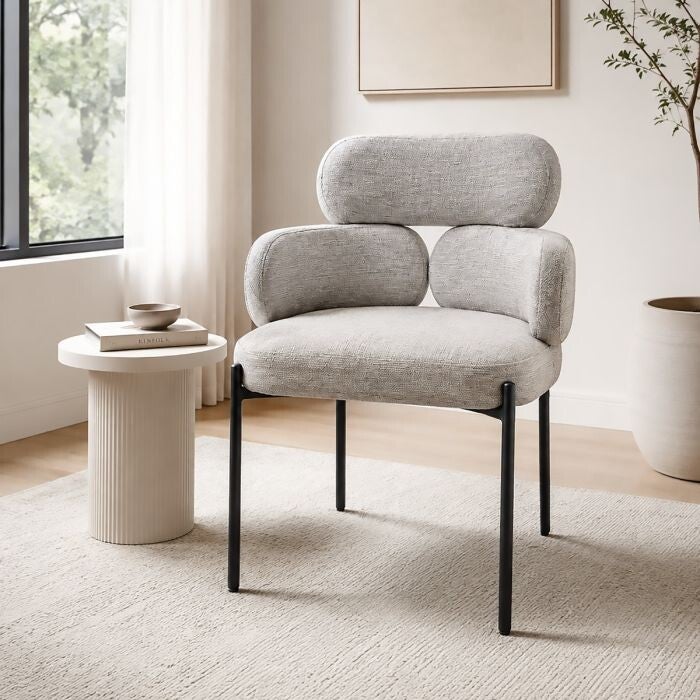 Luxe Italiaanse stoelen van CASA NUOVA living & lifestyle in Valkenswaard, met een elegante uitstraling, comfort en eigentijds design.