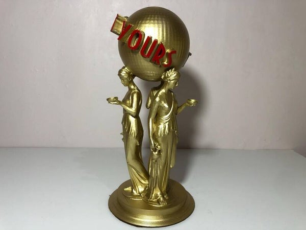 Statue "The World is Yours" Replik