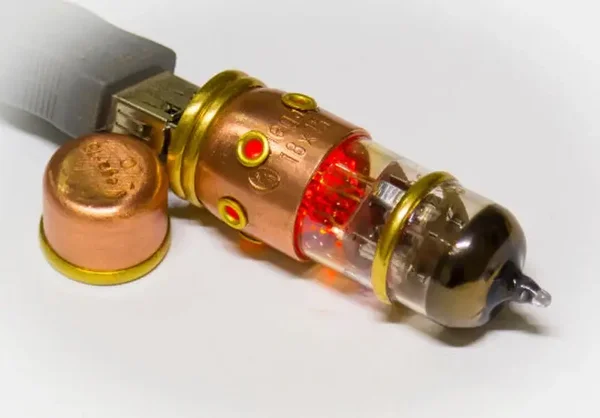 USB-Stick USB 3.2 Steampunk Lampe 64 GB