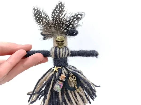 Voodoo Puppe für Schutz Glück Wohlstand Gesundheit
