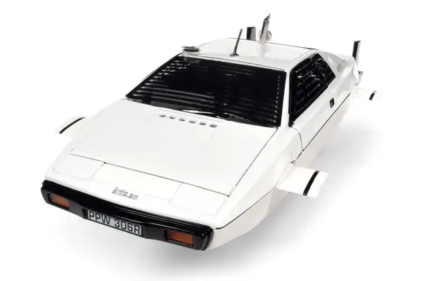 1977 / Lotus Esprite Serie 1, (Wet Nellie)