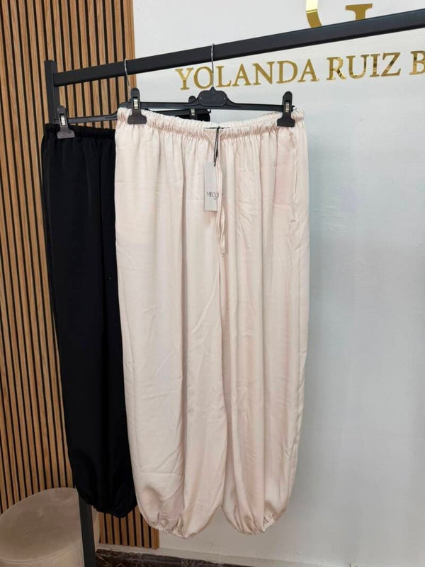 Pantalones anchos