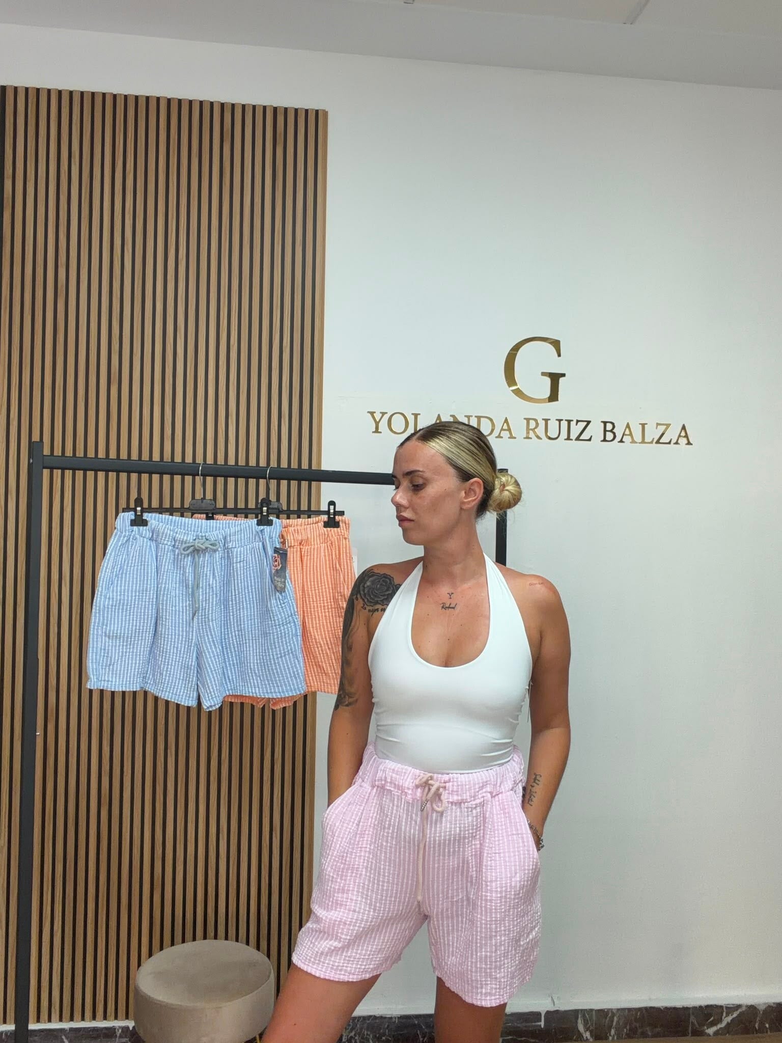 Pantalón B