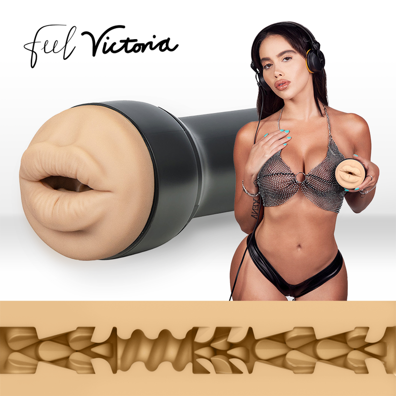 Masturbateur bouche de Victoria June