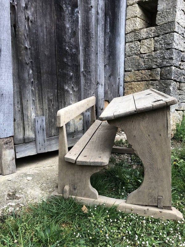 Oud Frans schoolbankje