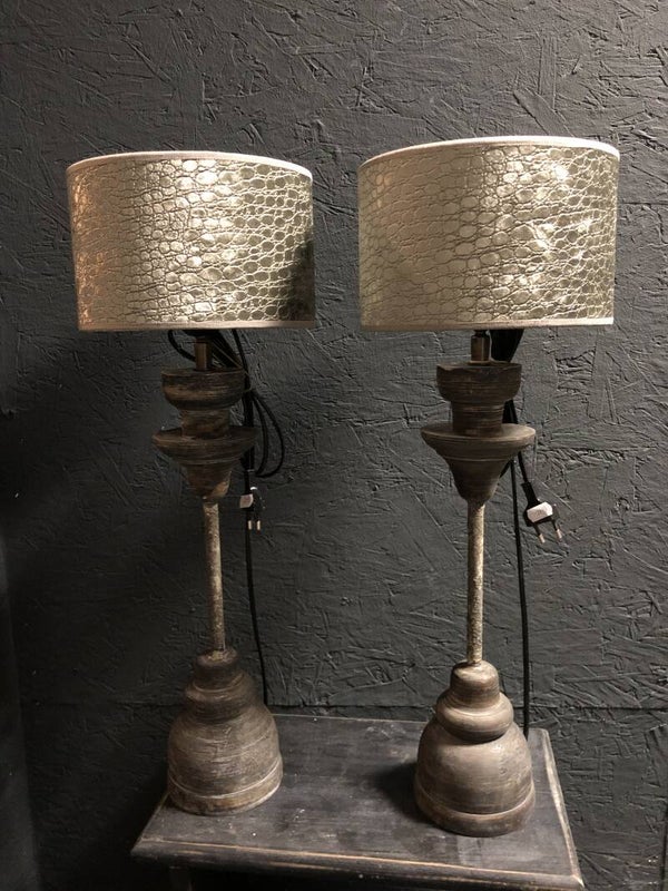 Stoere smalle lampenvoet