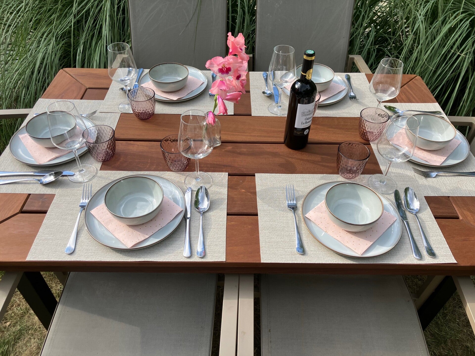 tuintafel COZY | 6 personen | 90 x 160cm | Braziliaanse walnoot hout | +25jaar | Handgemaakt in België