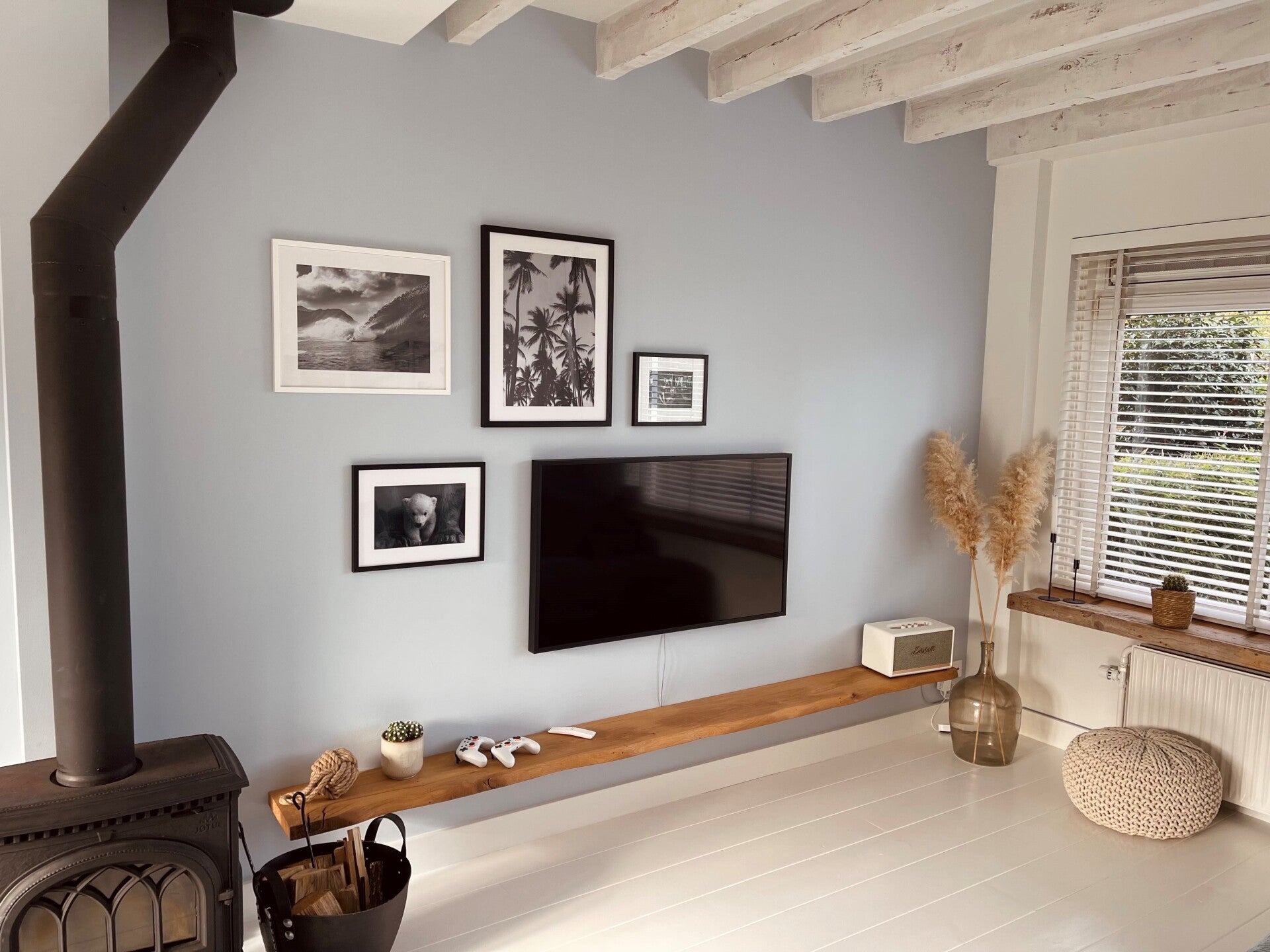 Lange eiken keukenplank met warme LED-verlichting