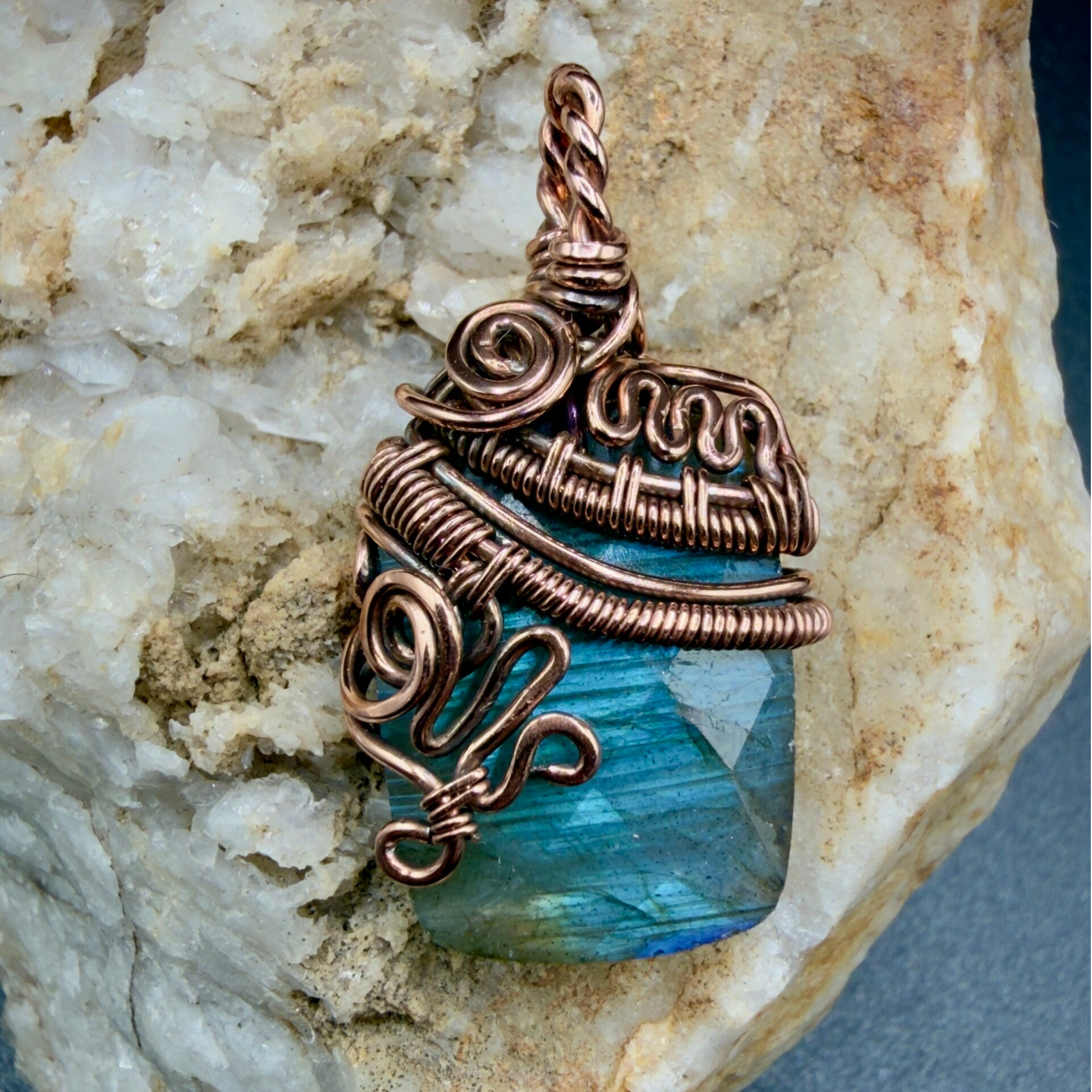 Labradorite - A Glimpse of Blue in Copper