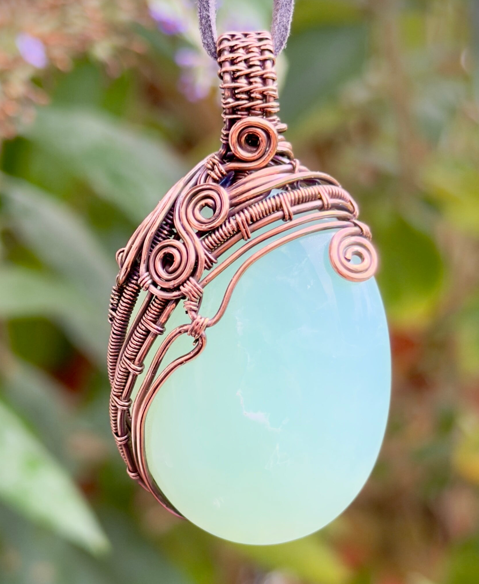 Chrysoprase in Copper Pendant ca.7-8cm