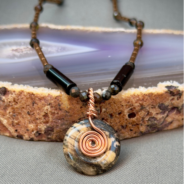 Spiral Necklace with Jasper (Copper) ca. 3 cm