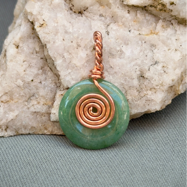 Spiral Pendant with Aventurine (Copper) ca 2,5 cm