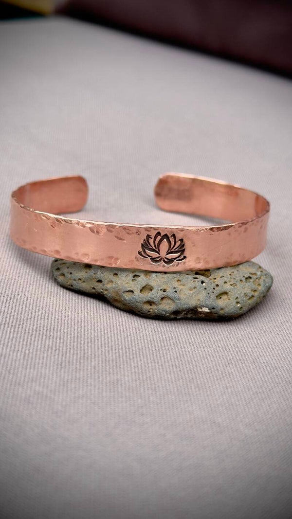 Lotus Bracelet - Copper (18 cm)