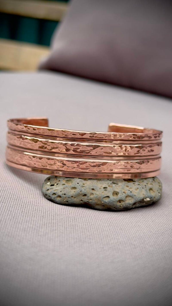 Hammered Copper Cuff Bracelet 25mm thick (18 cm)