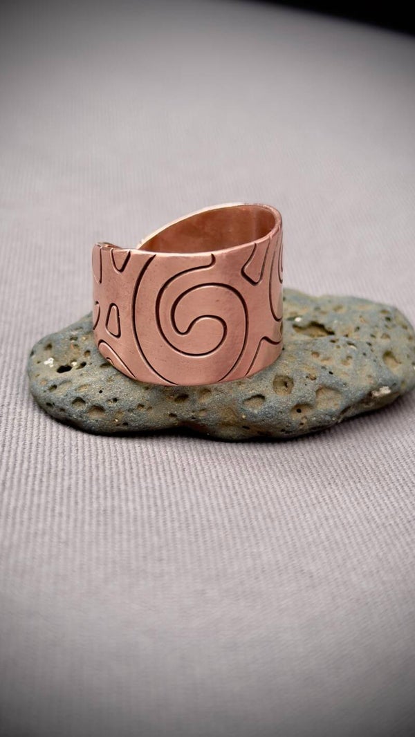 Ancient Pattern Copper Ring (size 7-9)
