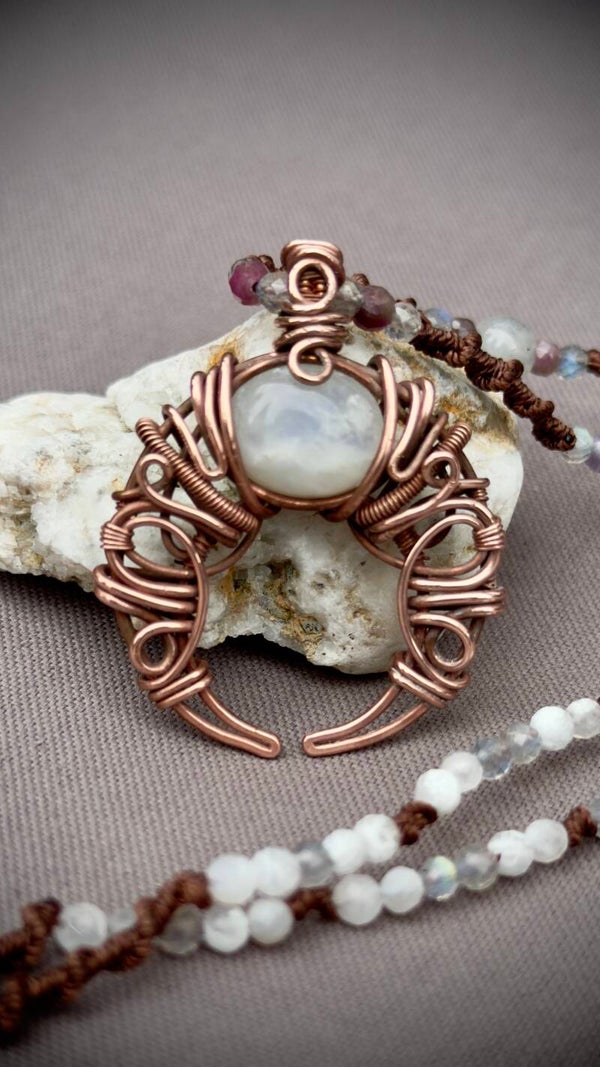 Lunula Necklace with Moon Stone ca.4 cm