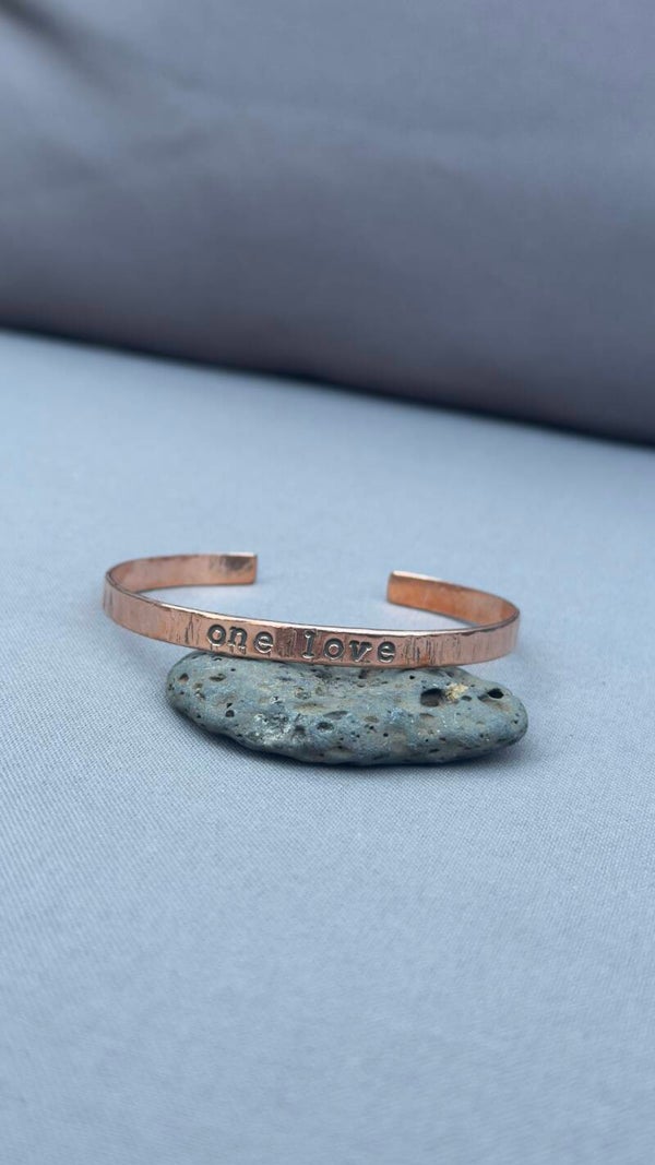 One Love - Hammered Hand Cuff - Copper - (17-19 cm)