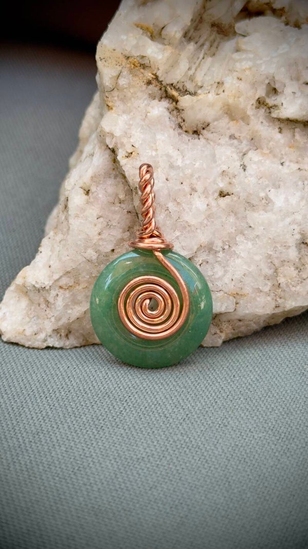 Spiral Pendant with Aventurine (Copper) ca. 2.5 cm