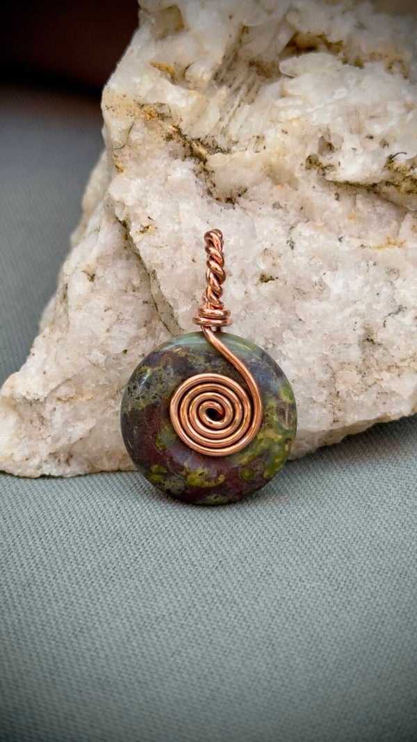 Spiral Pendant with Unakite (Copper) ca. 3 cm