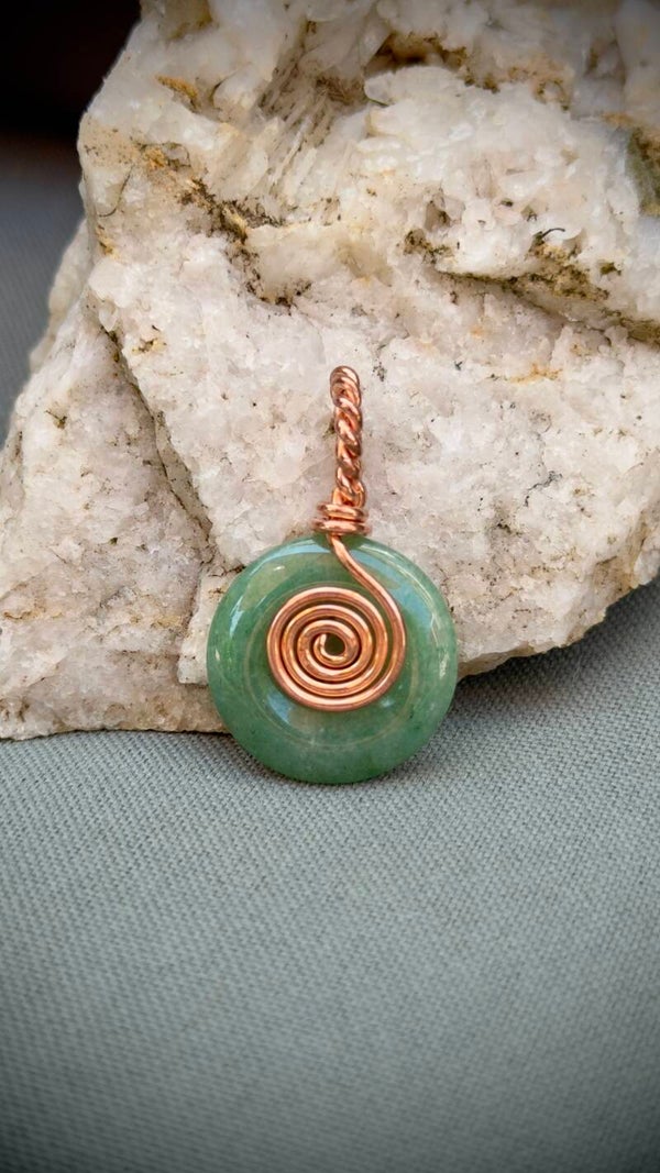 Spiral Pendant with Aventurine (Copper) ca 2,5 cm