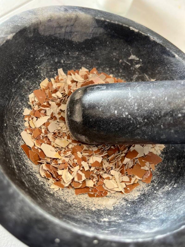 Cascarilla powder