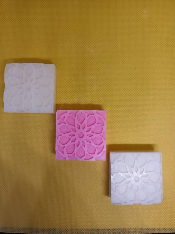 Fondant Parfumé avec décor Fleur