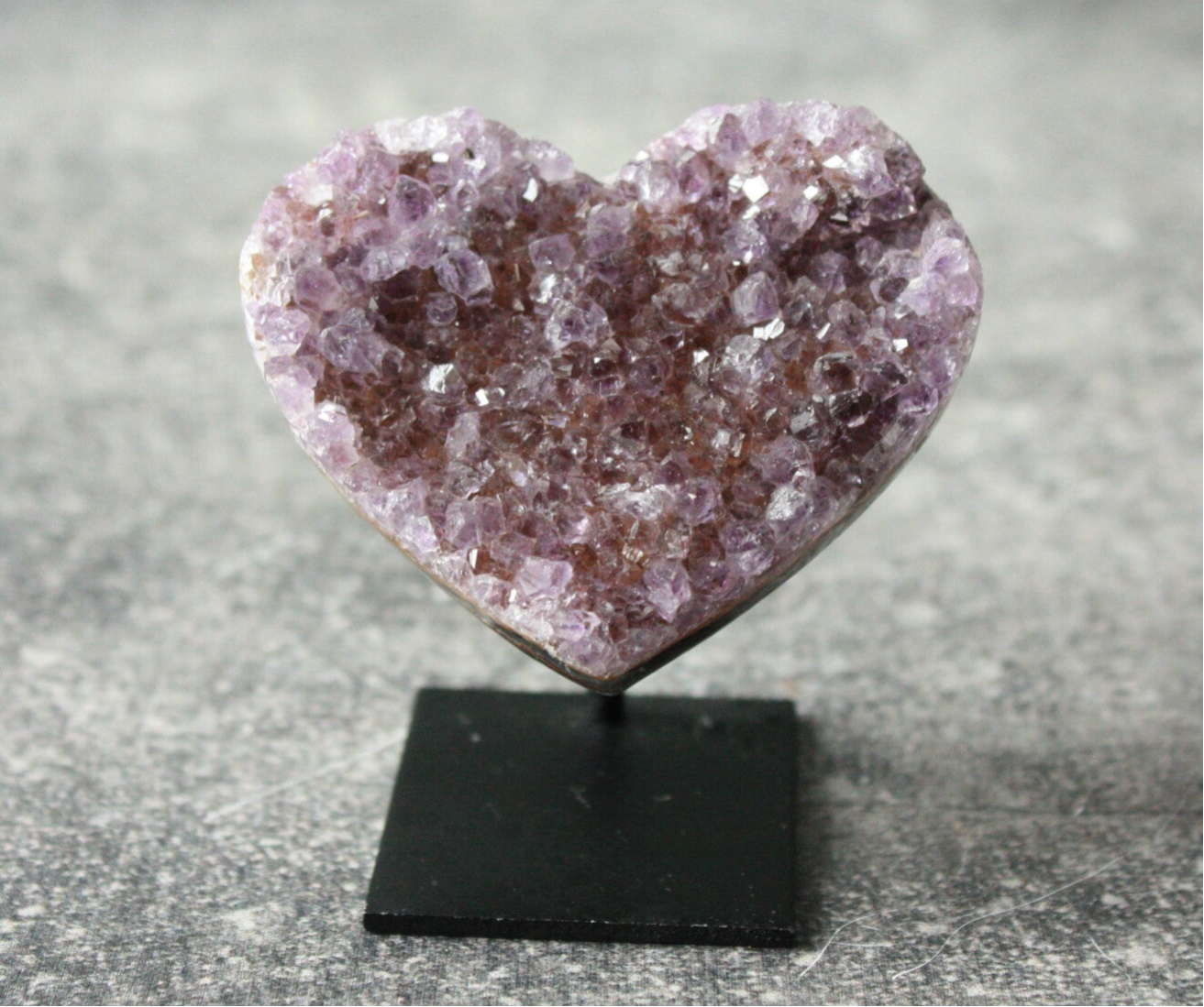 Amethist hartje op standaard 03