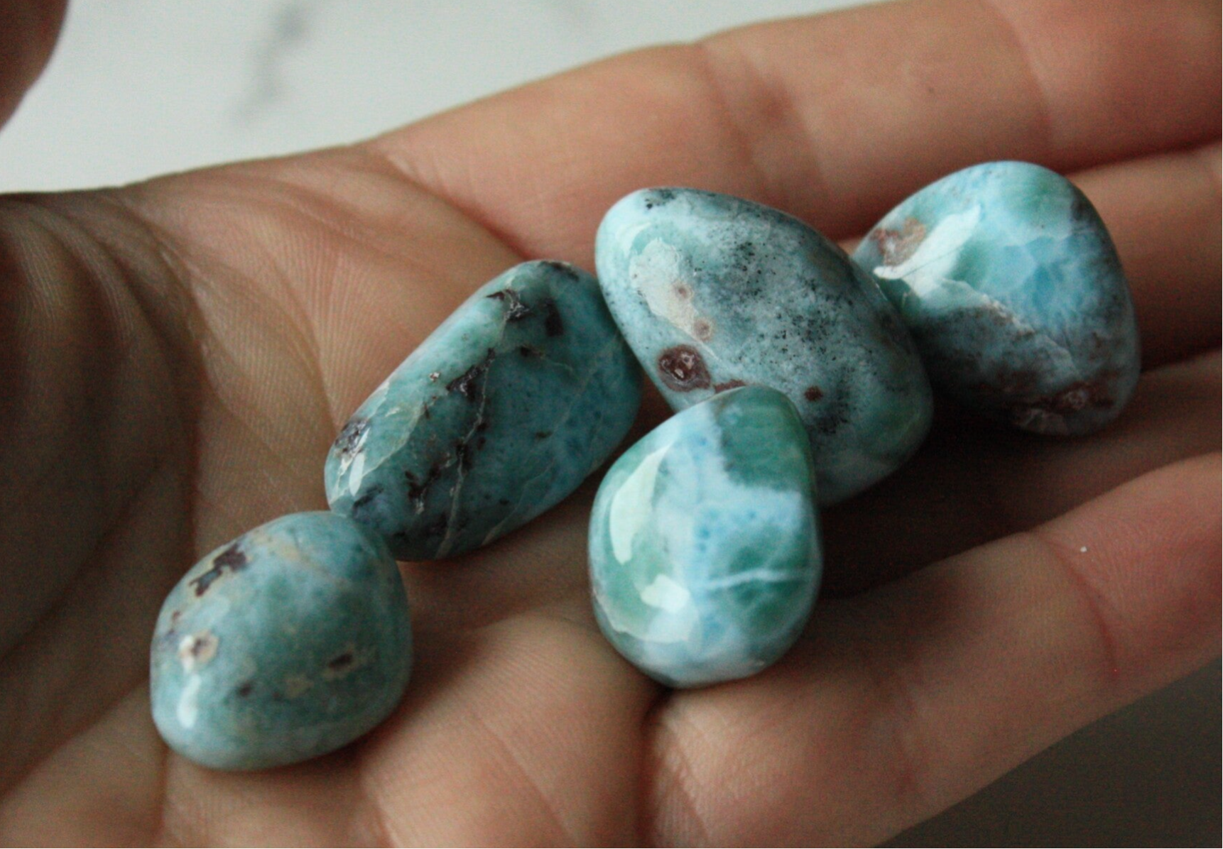 Larimar trommelsteen (M)