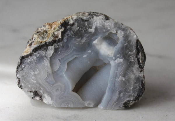 Chalcedoon geode 02 (M)