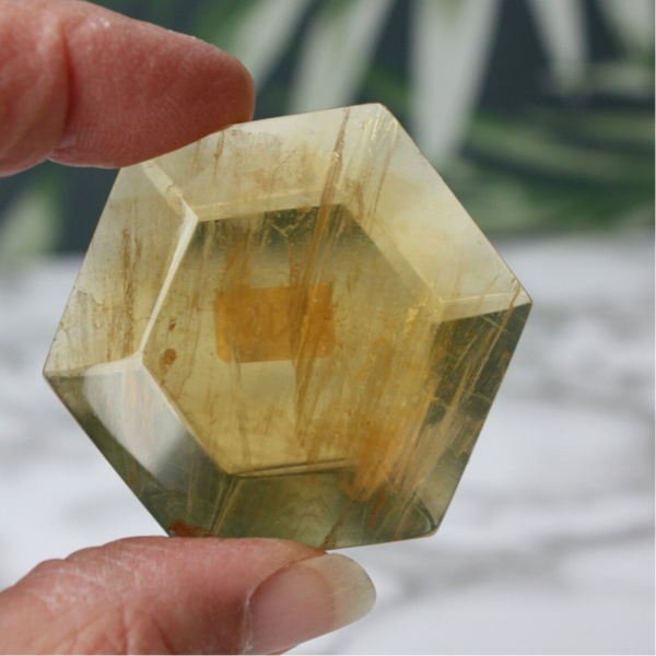 Gele fluoriet hexagon 02