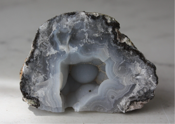 Chalcedoon geode 03 (M)