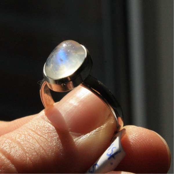 Maansteen ring 02