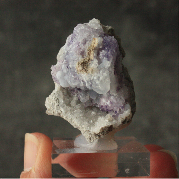 Fluoriet met chalcedoon geode 03