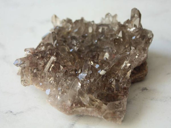 Rookkwarts cluster met lithium en rutiel 06