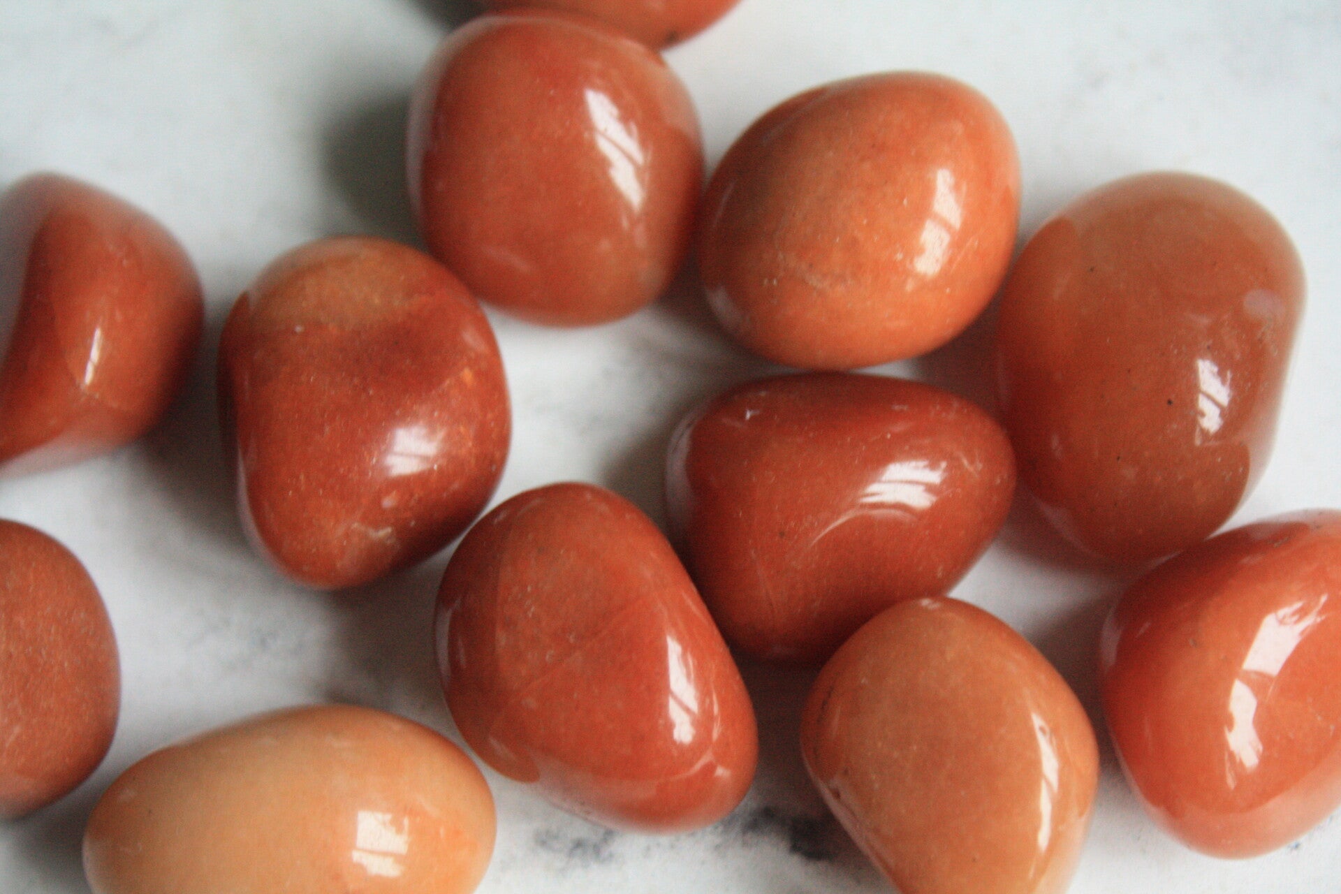 Rode aventurijn trommelsteen (S)