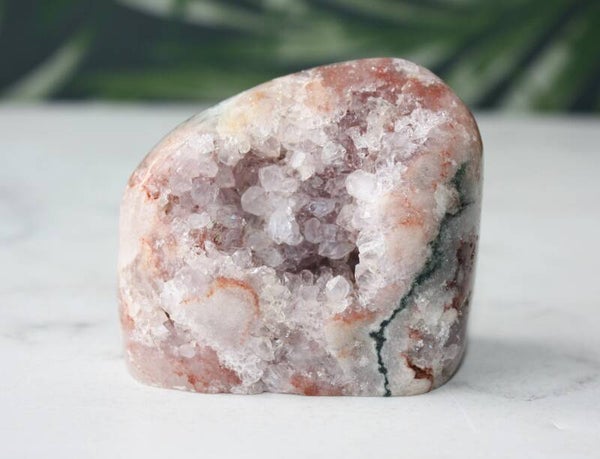 Roze amethist, chalcedoon freeform 01