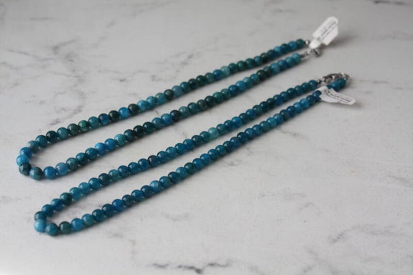 Blauwe apatiet kralen ketting