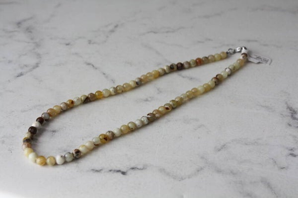 Gele opaal kralen ketting