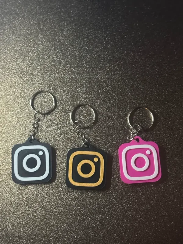 Llavero NFC logo de instagram