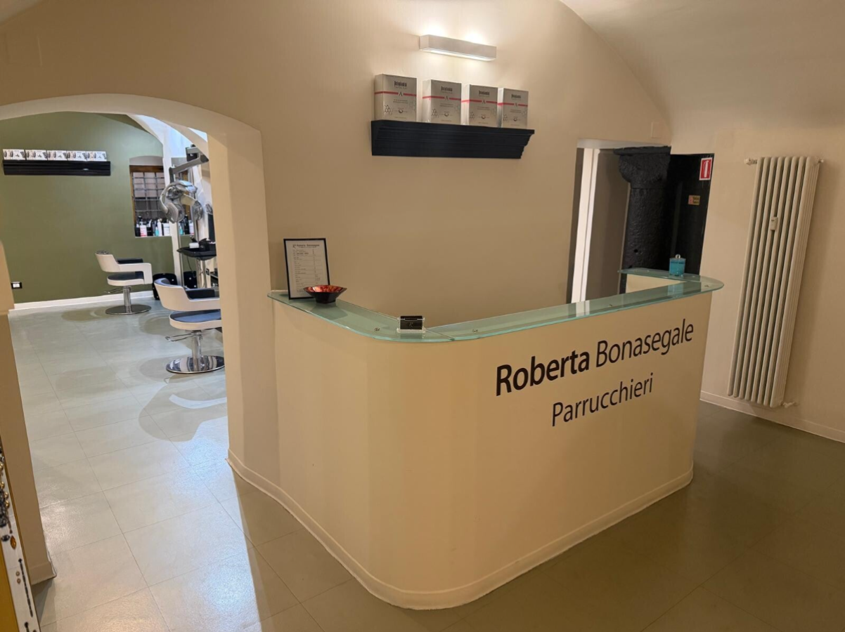 Prenota da Roberta Bonasegale