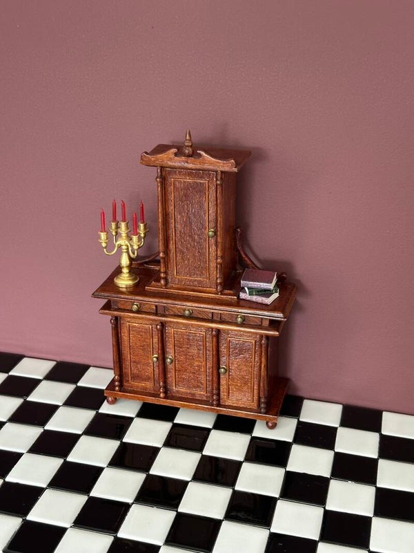 Prachtige antieke buffetkast van hout