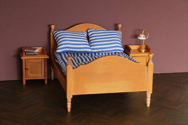 Set: tweepersoonsbed + 2 nachtkastjes