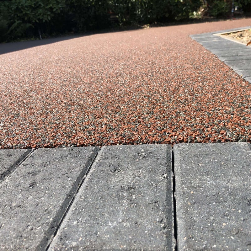 resin-bound-driveway-red-3-standard-er4aot.jpg