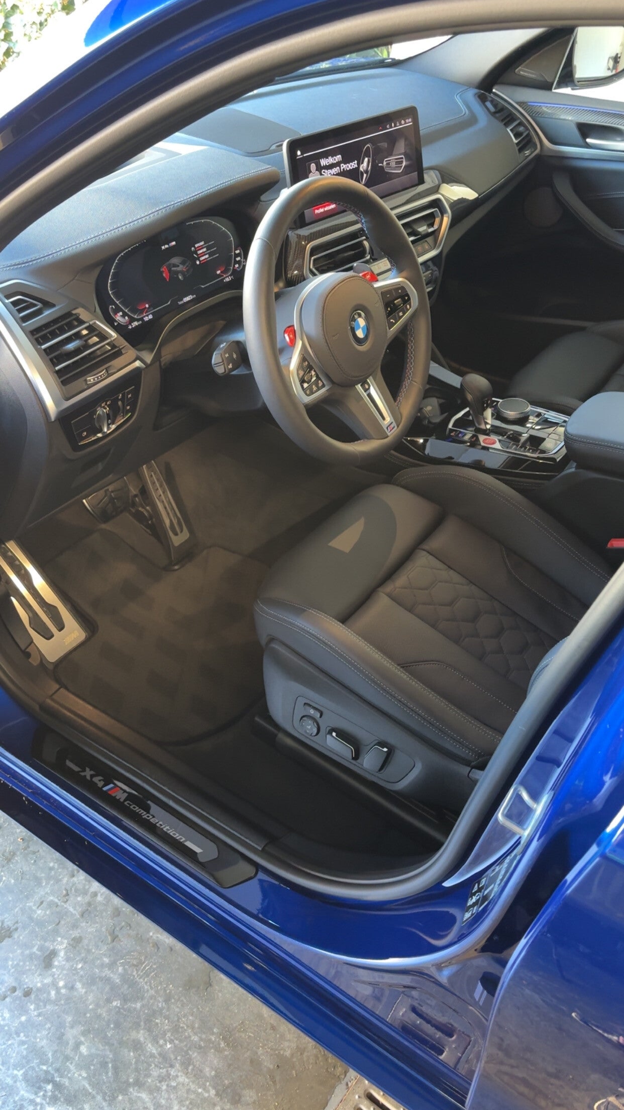 zeer net interieur van de wagen