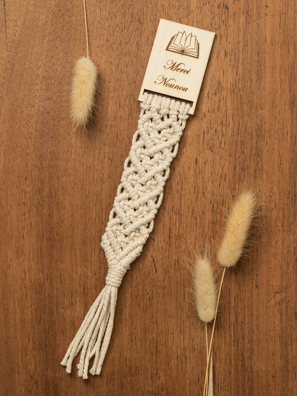Le marque page de Remerciement – Bois Gravé & Macramé