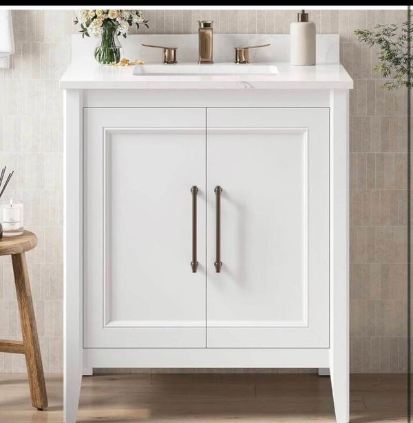 30-in W White Undermount Single Sink Bathroom Vanity