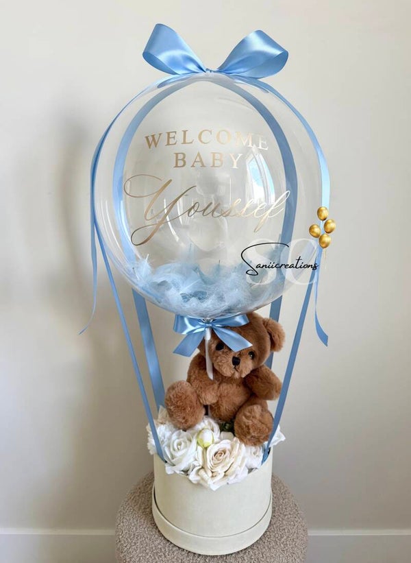 Gepersonaliseerde Luxe Welcome Baby Hot Air Ballon met Teddybeer & Bloemen – Gepersonaliseerde voor een Jongen